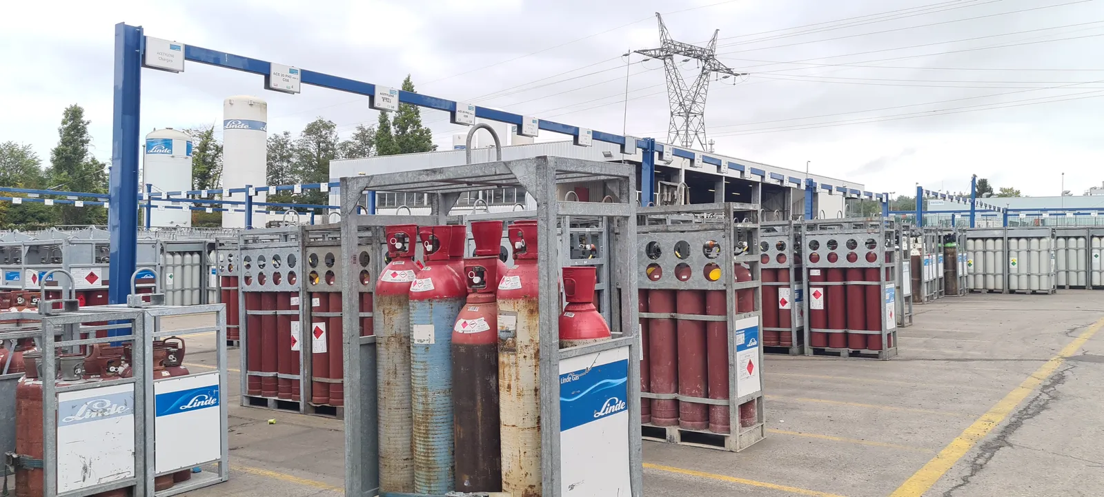 Installations du site de production Seveso à Porcheville où s'est déroulée la formation QHSE